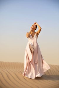 Desert fashion shoot Proshat Sarabloo by Loesje Kessels Fashion Photographer Dubai